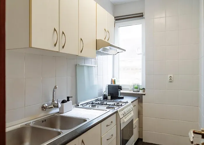 Sia - Old Town Bucharest