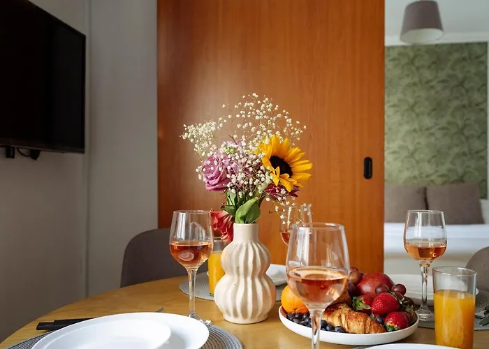 Sia - Old Town Bucareste